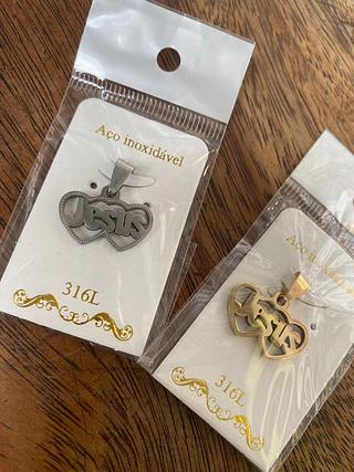 pingente jesus dourado e prata