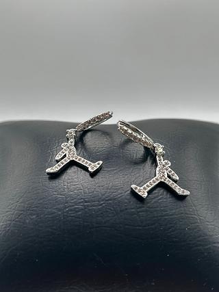 brinco jadan cravejado